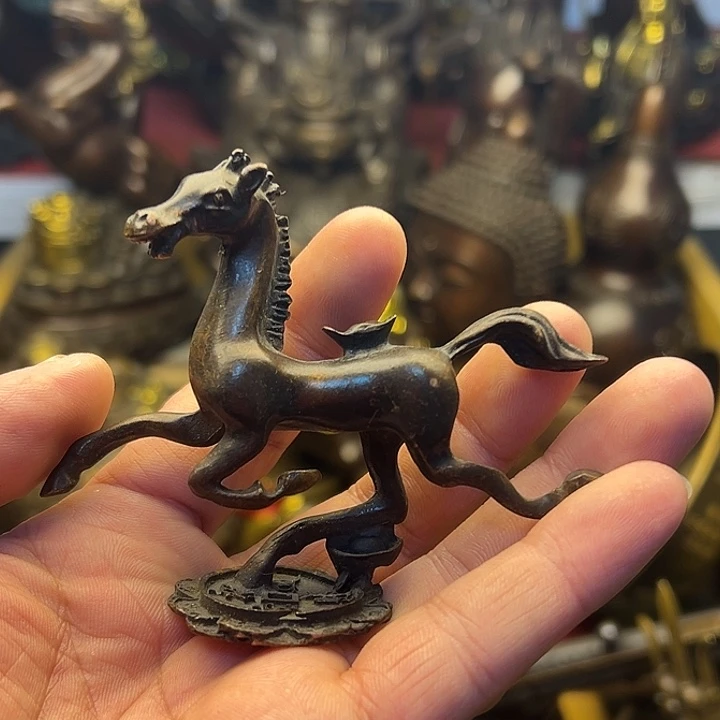 铜器工艺精湛工艺精巧别致