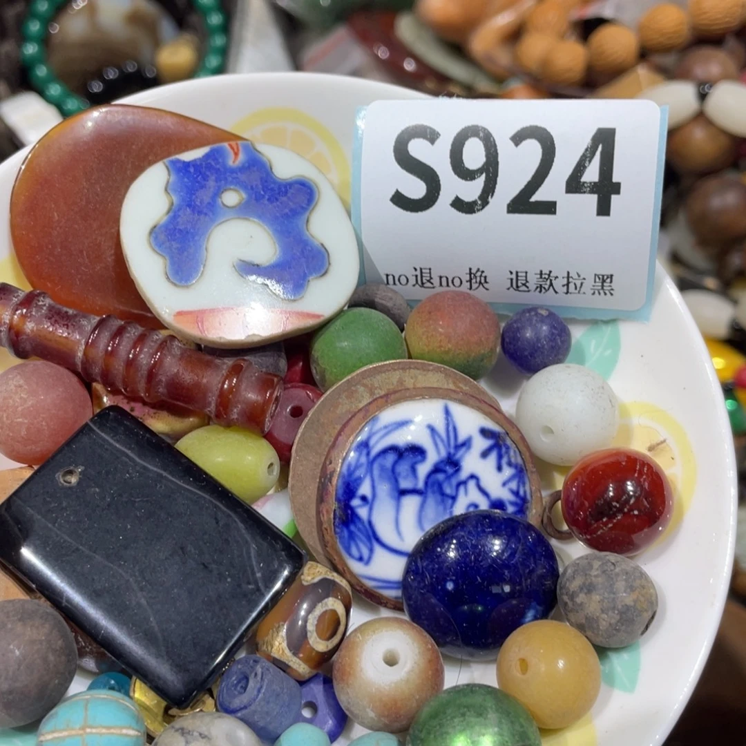 吴***潇陶瓷火爆热卖火爆热卖