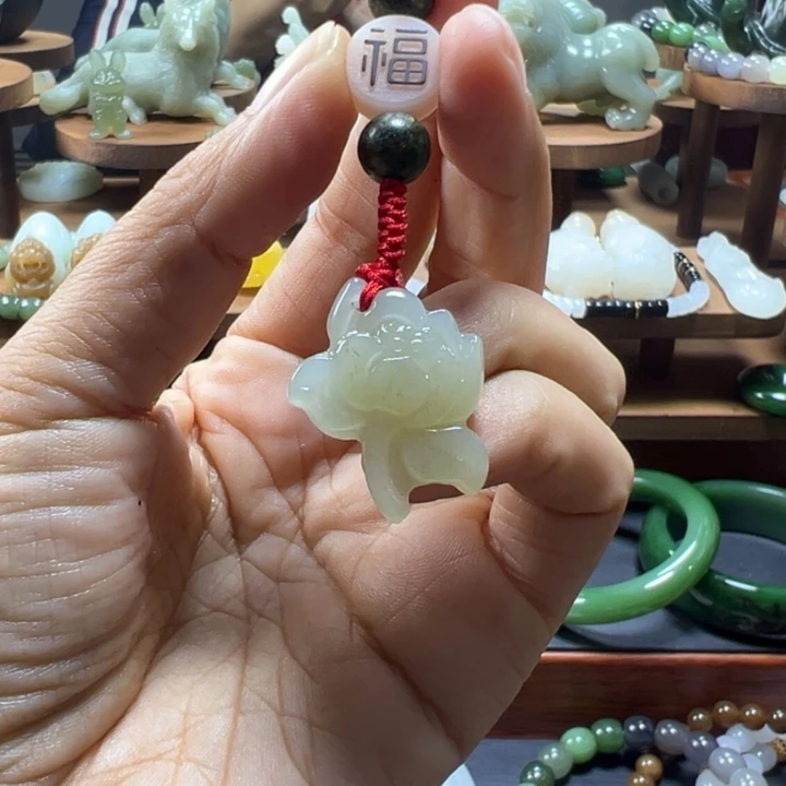 颈饰未镶嵌和田玉暖*洋