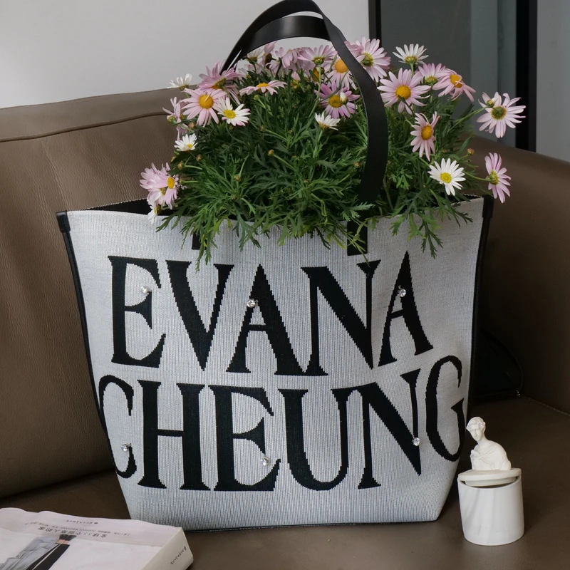 Evana Cheung 大Logo Tote包包 星空限量版+UP联名版