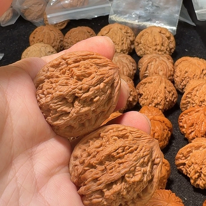 福利，麦穗，虎头，加关注。