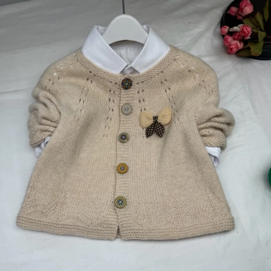 幸运树羊毛开衫材料包，美丽诺100%纯羊毛抗起球不掉毛非成品。