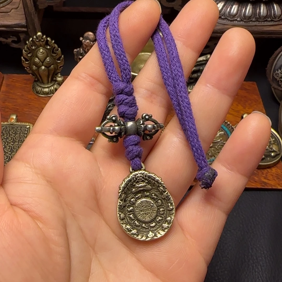 岳***英泥塑藏传牌子……藏传牌子