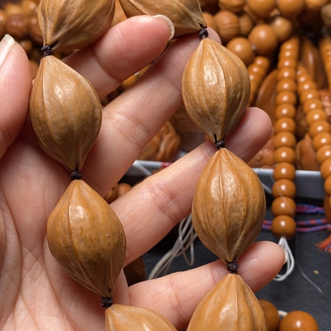 吊坠猴头核桃橄榄