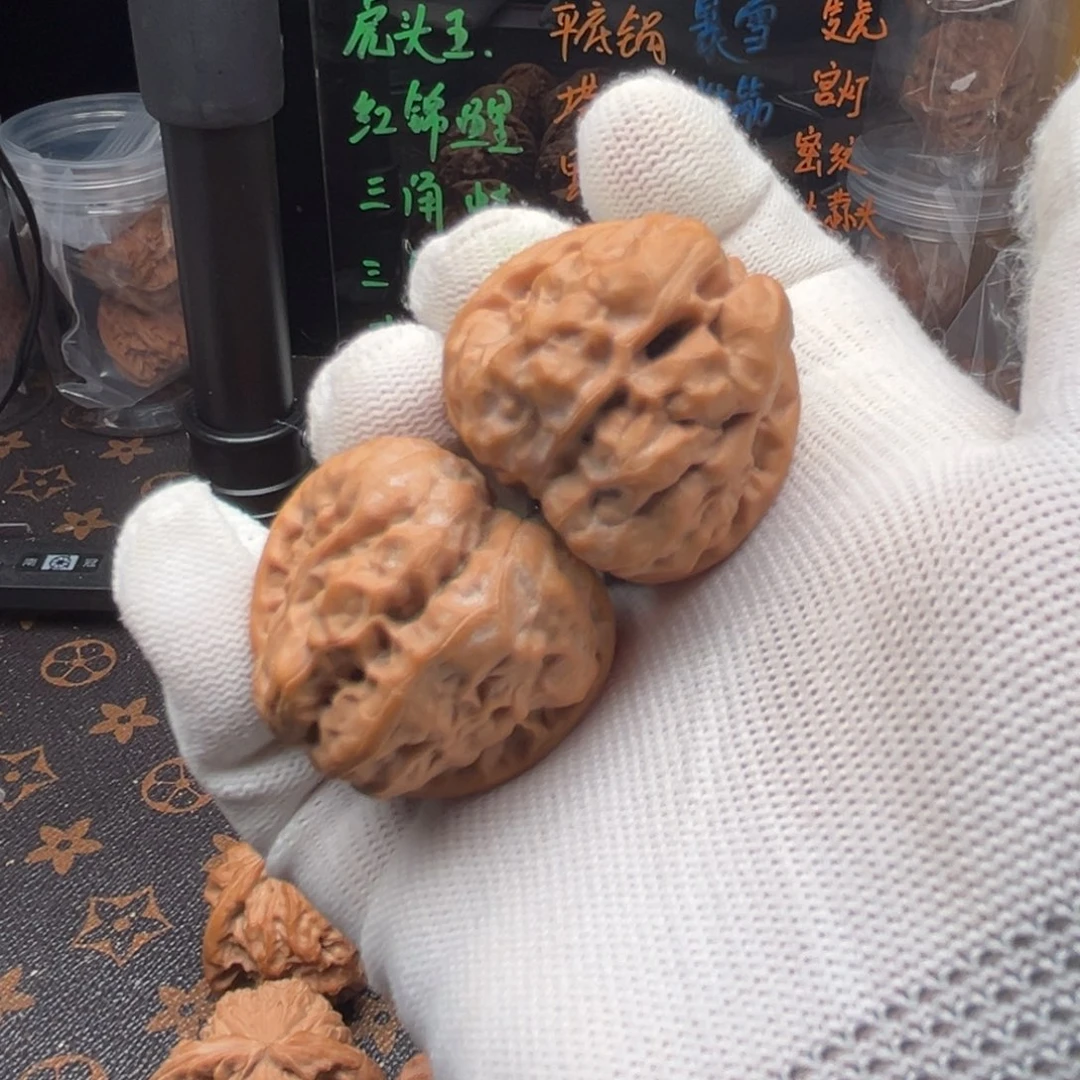文玩核桃吊坠蛙蛙