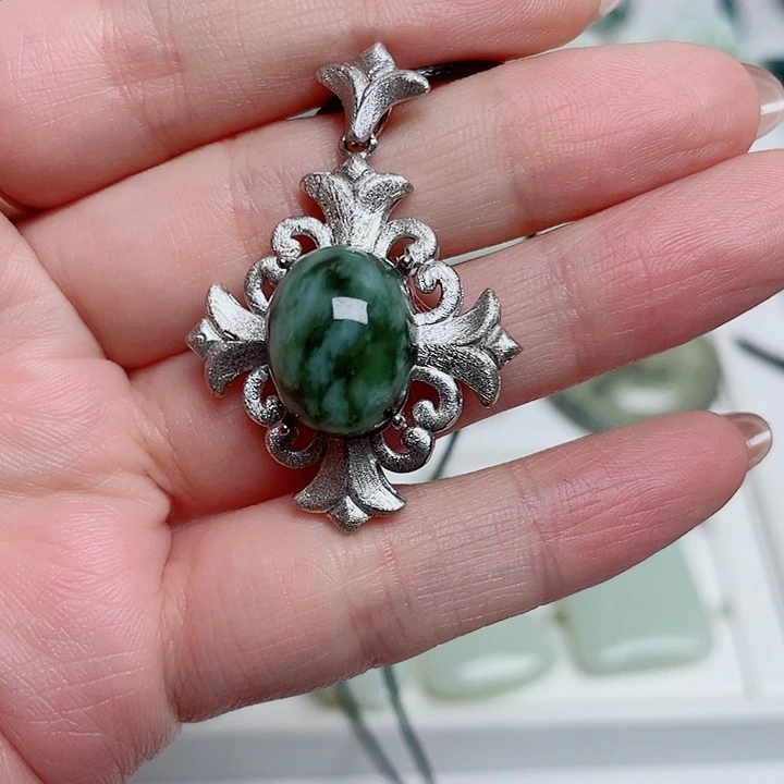 透闪石-蛇纹石玉银S925镶嵌颈饰