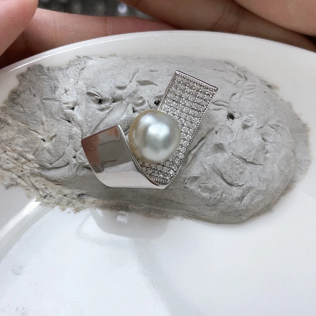 银S925镶嵌海水珍珠颈饰