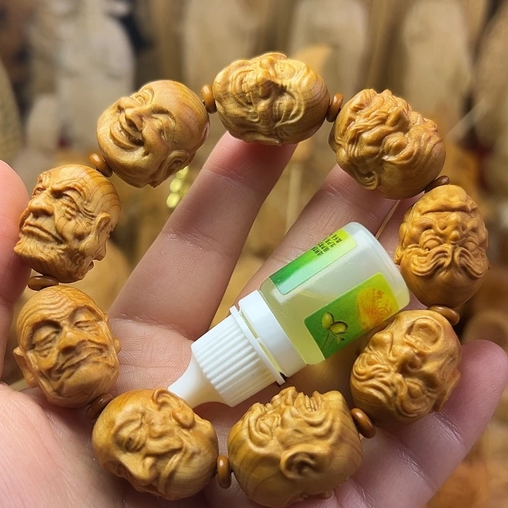 柏木（崖柏）十八罗汉