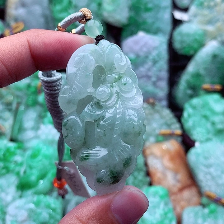 翡翠吊坠(不含链)未镶嵌