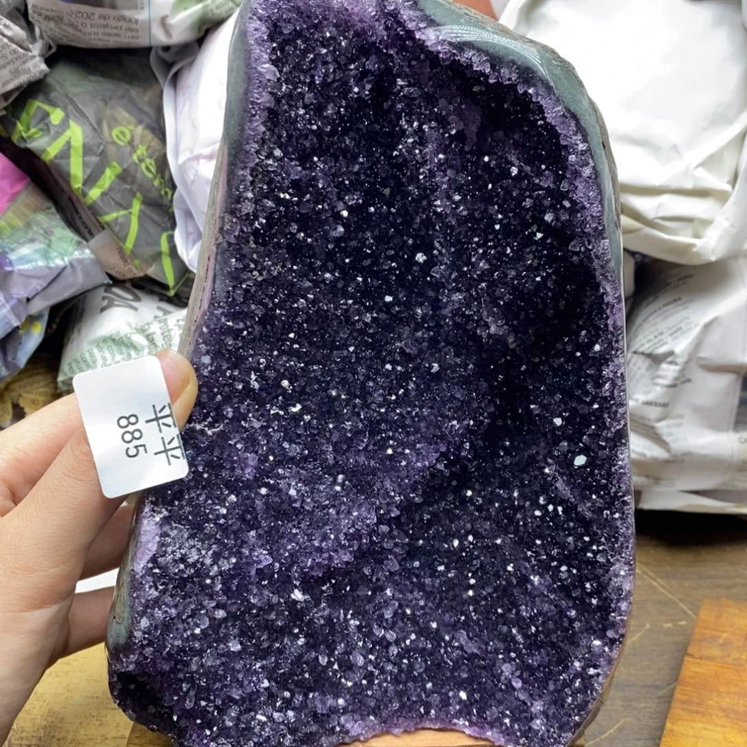 紫晶乌拉圭未镶嵌