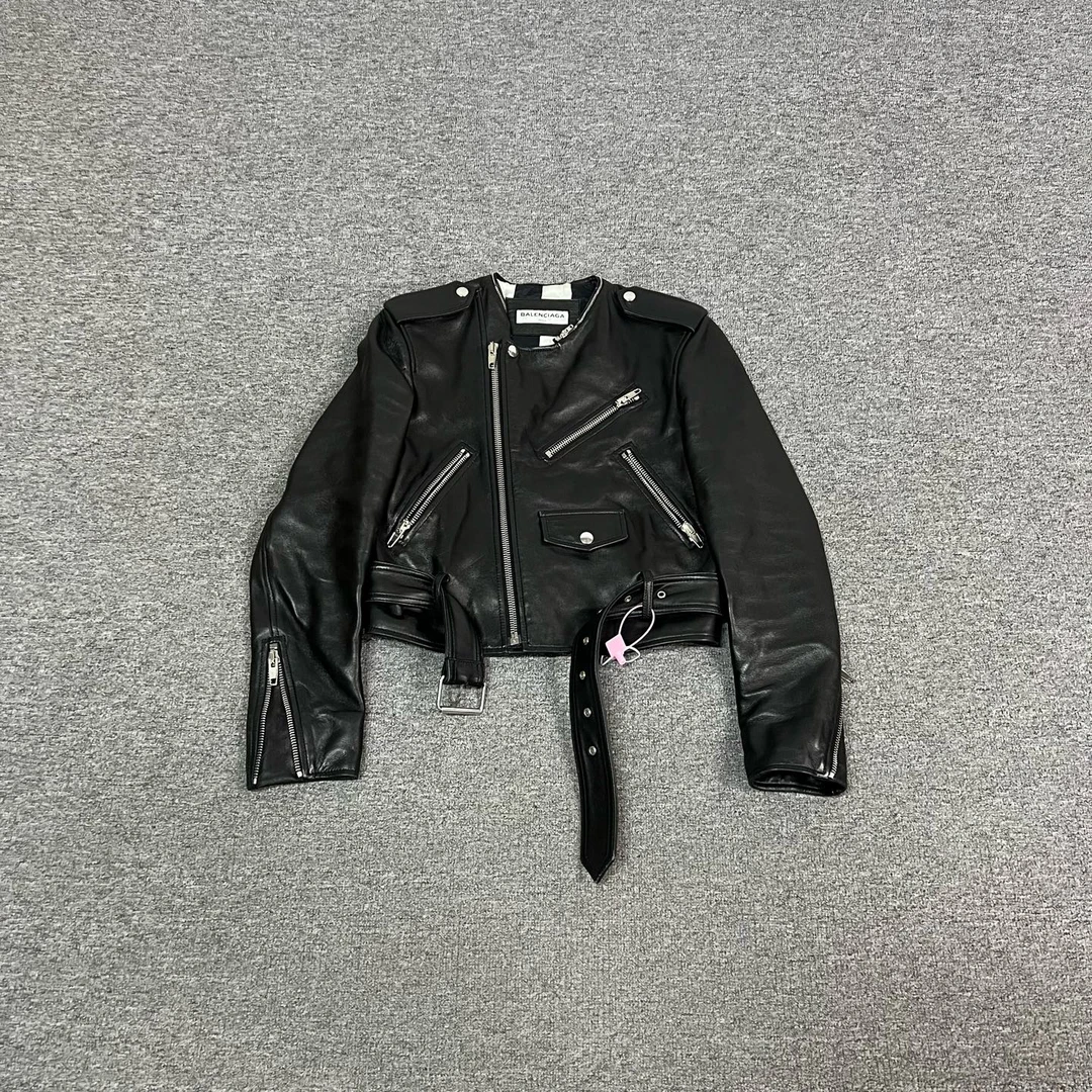 99新 Balenciaga/巴黎世家 巴黎世家黑色皮衣 36 码