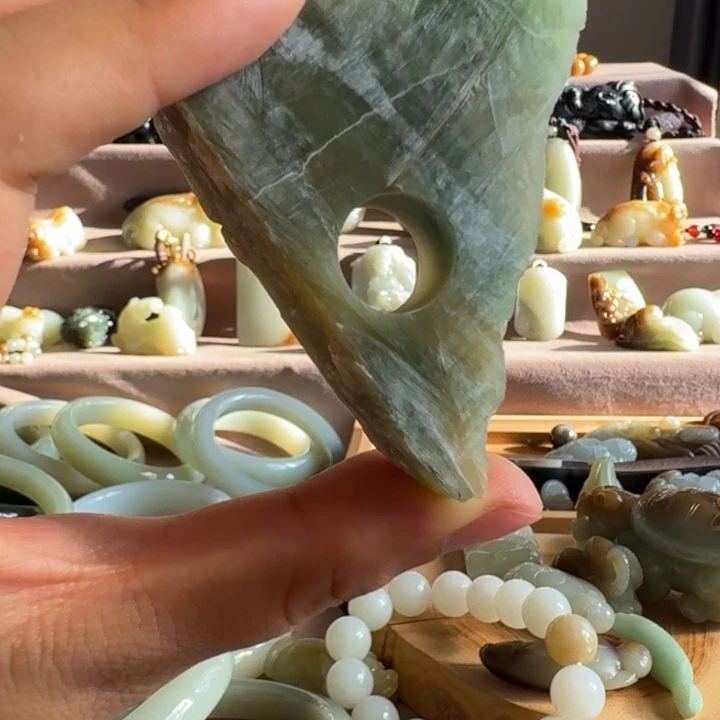 手链未镶嵌和田玉（糖玉）天****杠