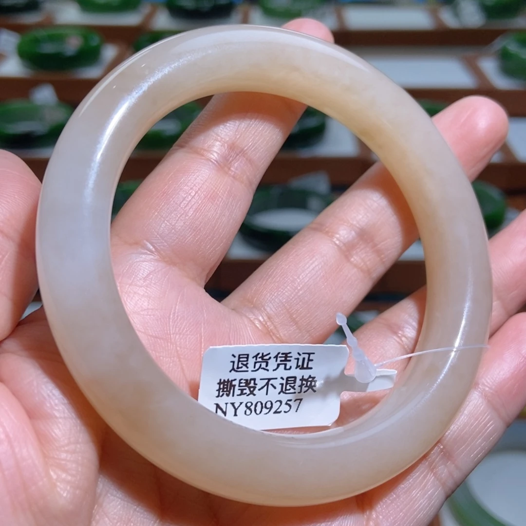 和田玉未镶嵌手镯红藕粉6061