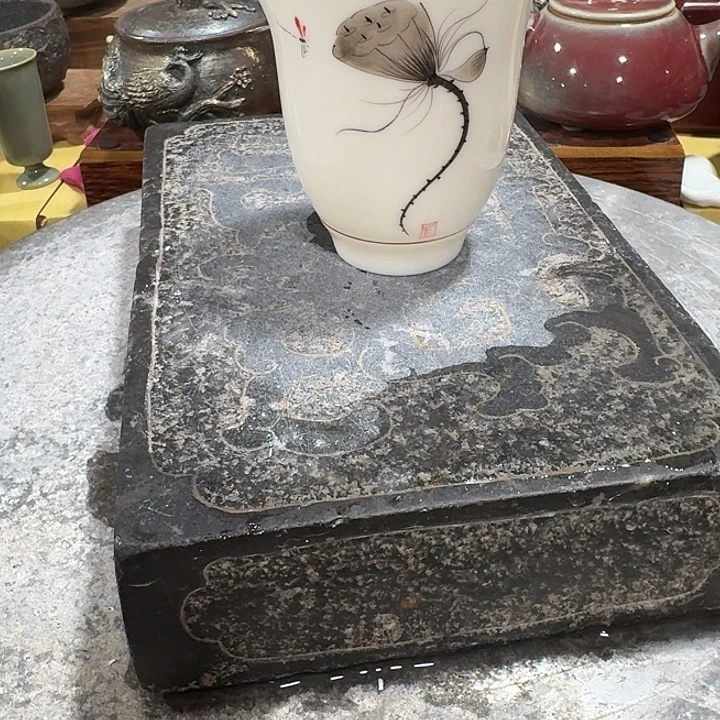 主人杯一个，瓷。。。