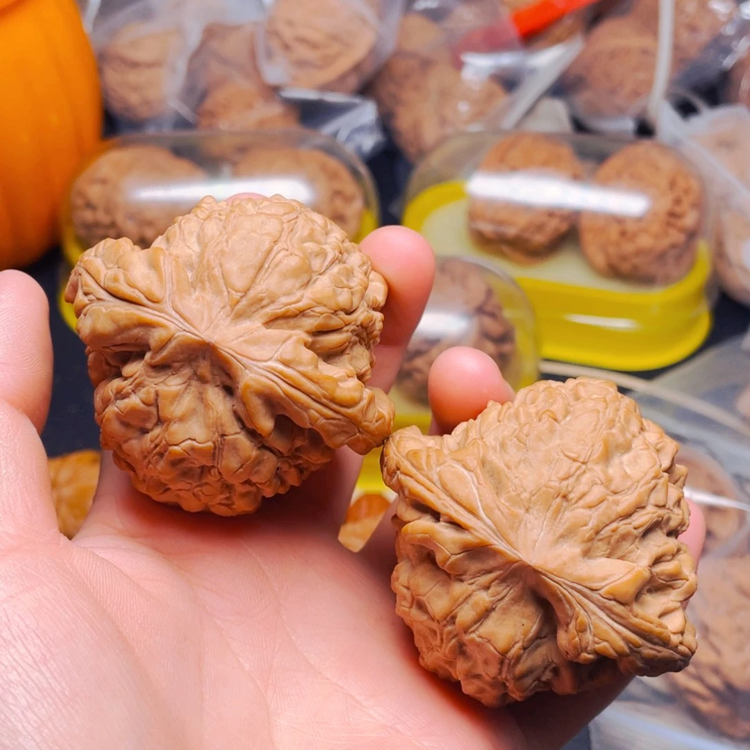 吊坠文玩核桃龙鼎一对