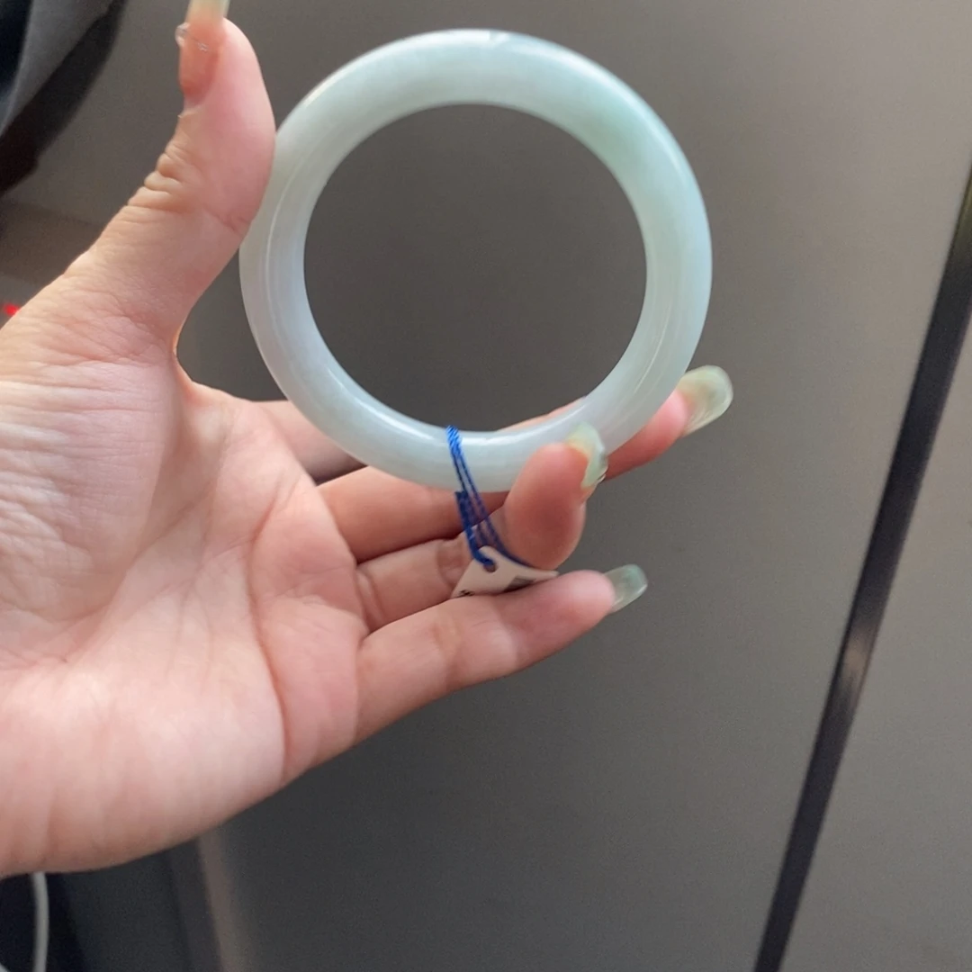 翡翠未镶嵌手镯55口