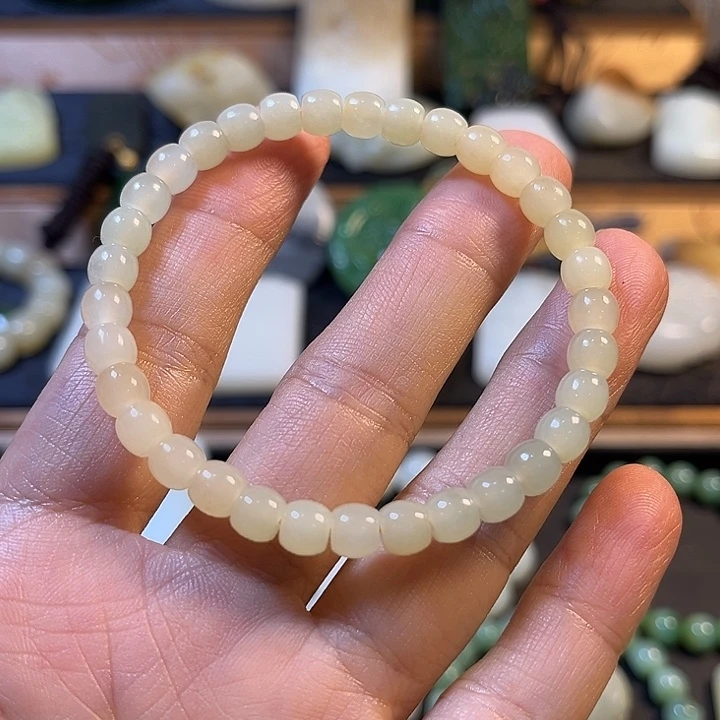 和田玉（黄玉）未镶嵌手串