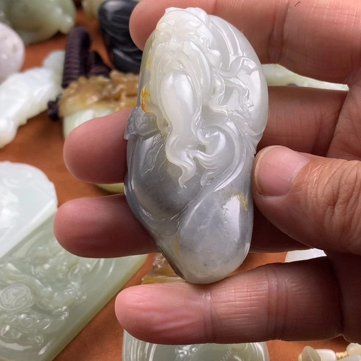 未镶嵌和田玉挂件