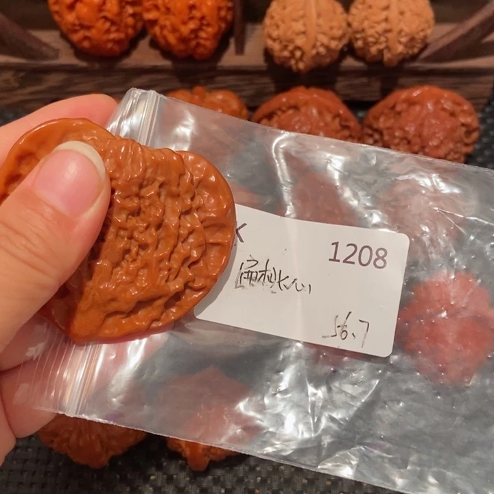 J***U把件文玩核桃精品文玩