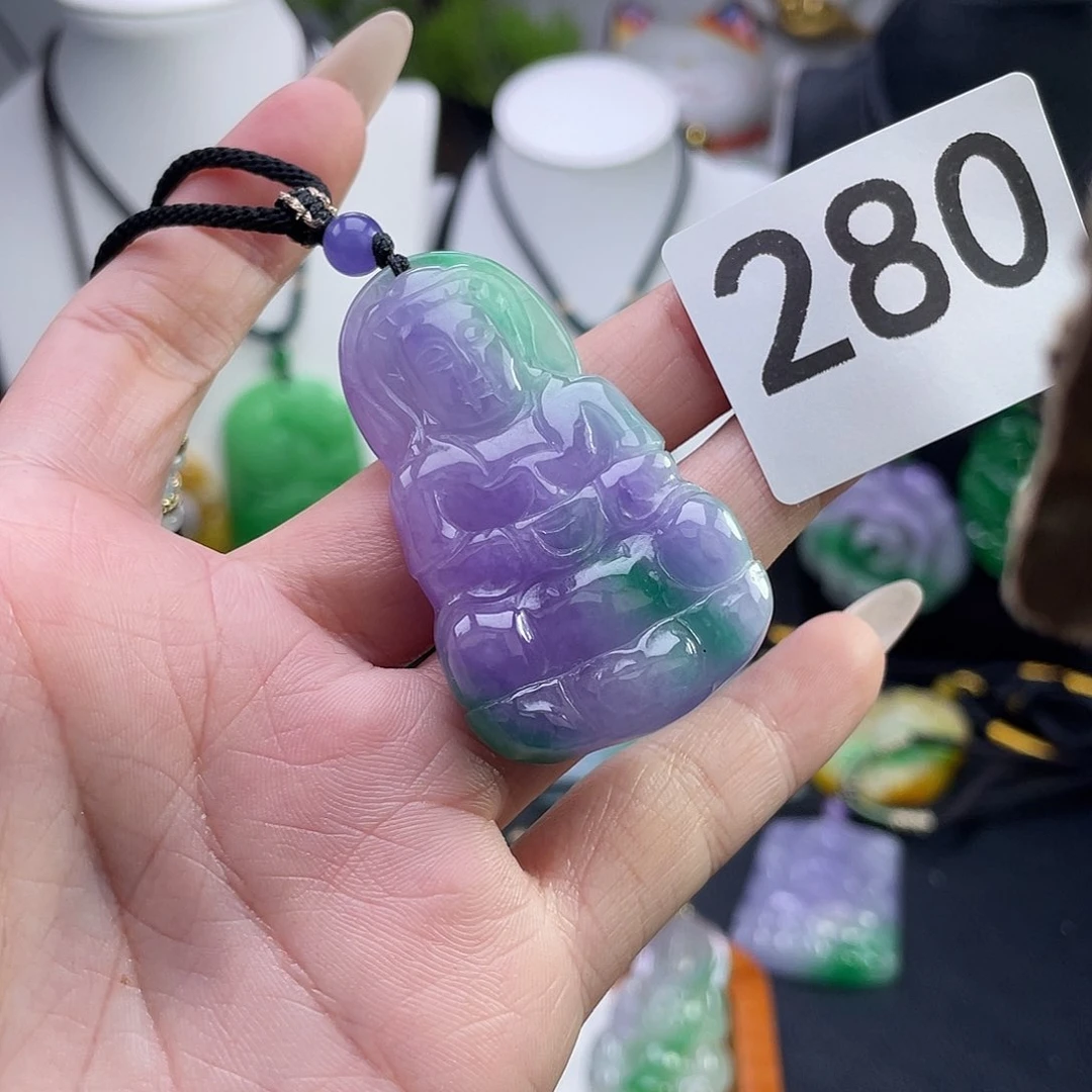 翡翠未镶嵌吊坠(赠链)