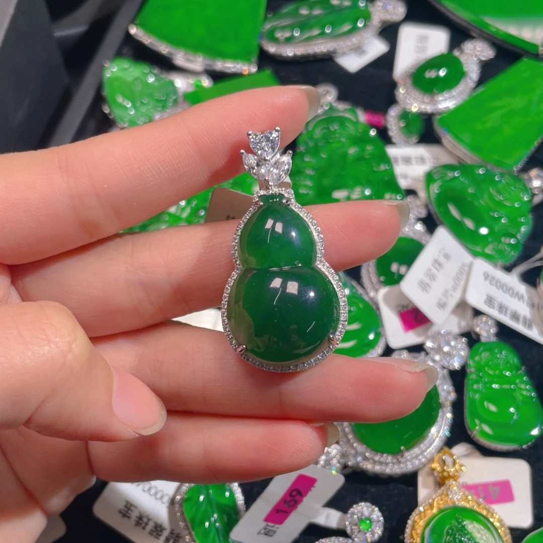 翡翠颈饰未镶嵌保a保真天然翡翠