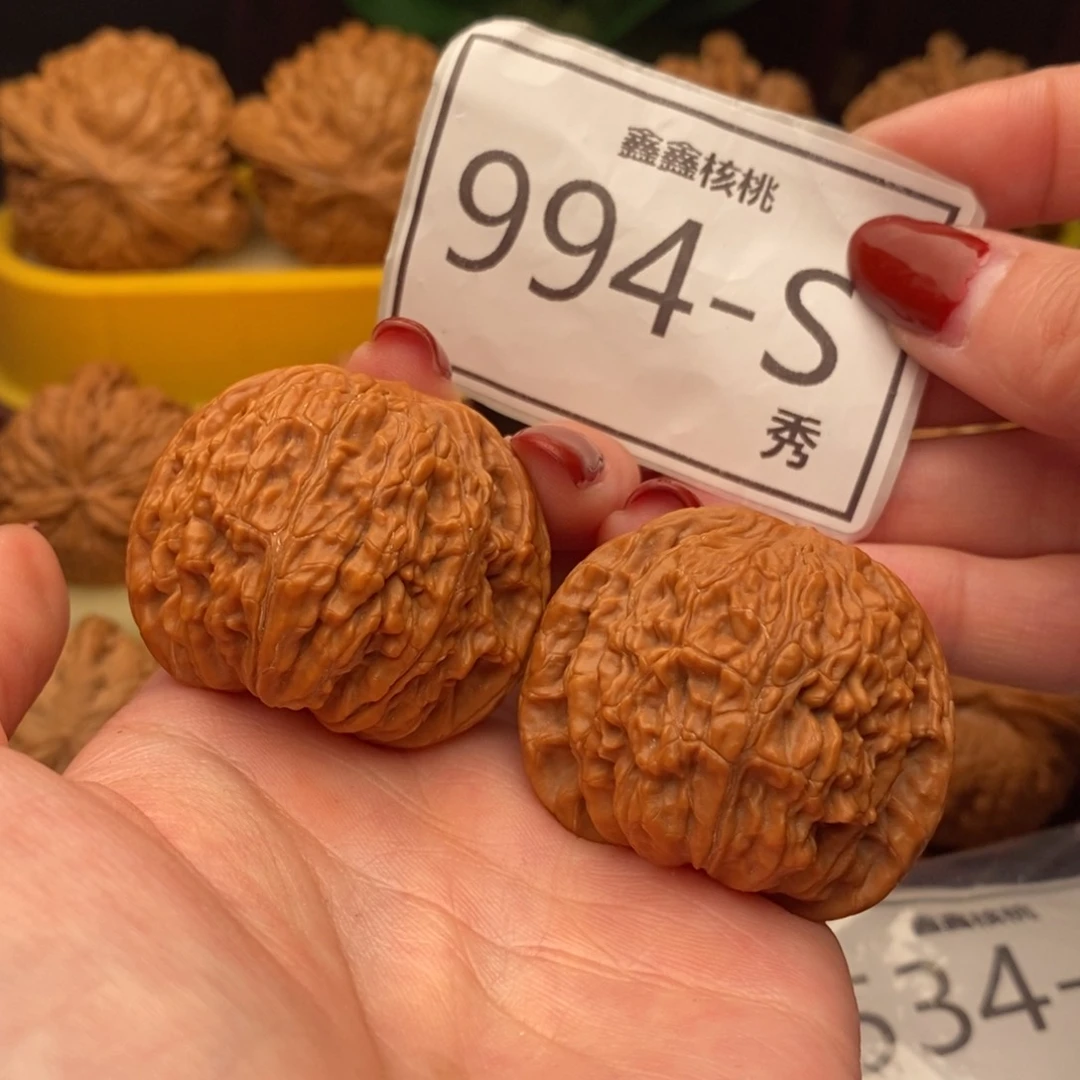 文玩核桃把件正磨40