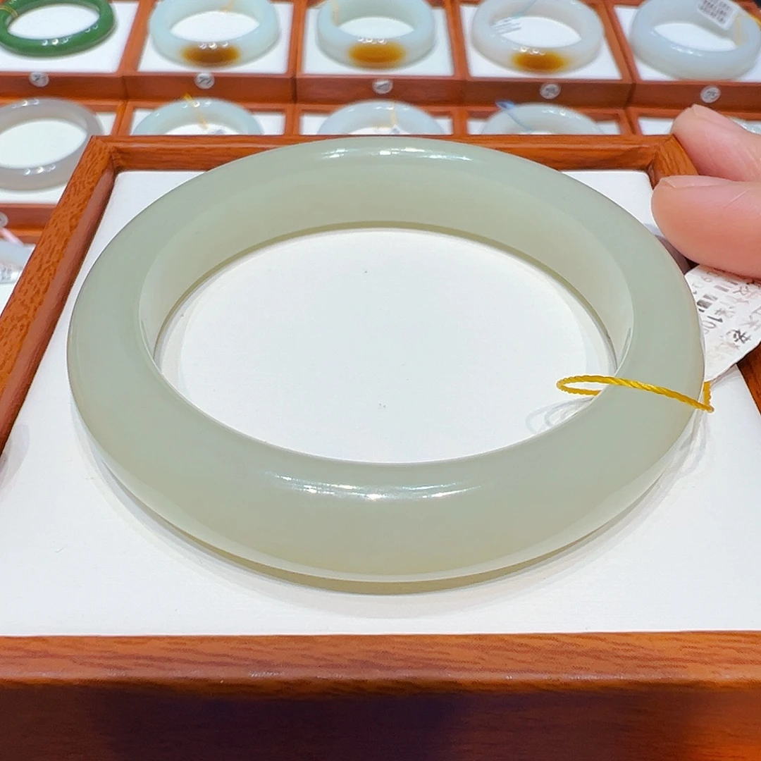 和田玉未镶嵌手镯暖青白5657