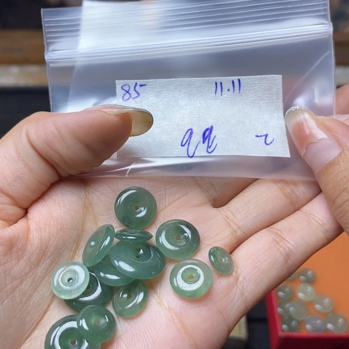 定制翡翠未镶嵌不退