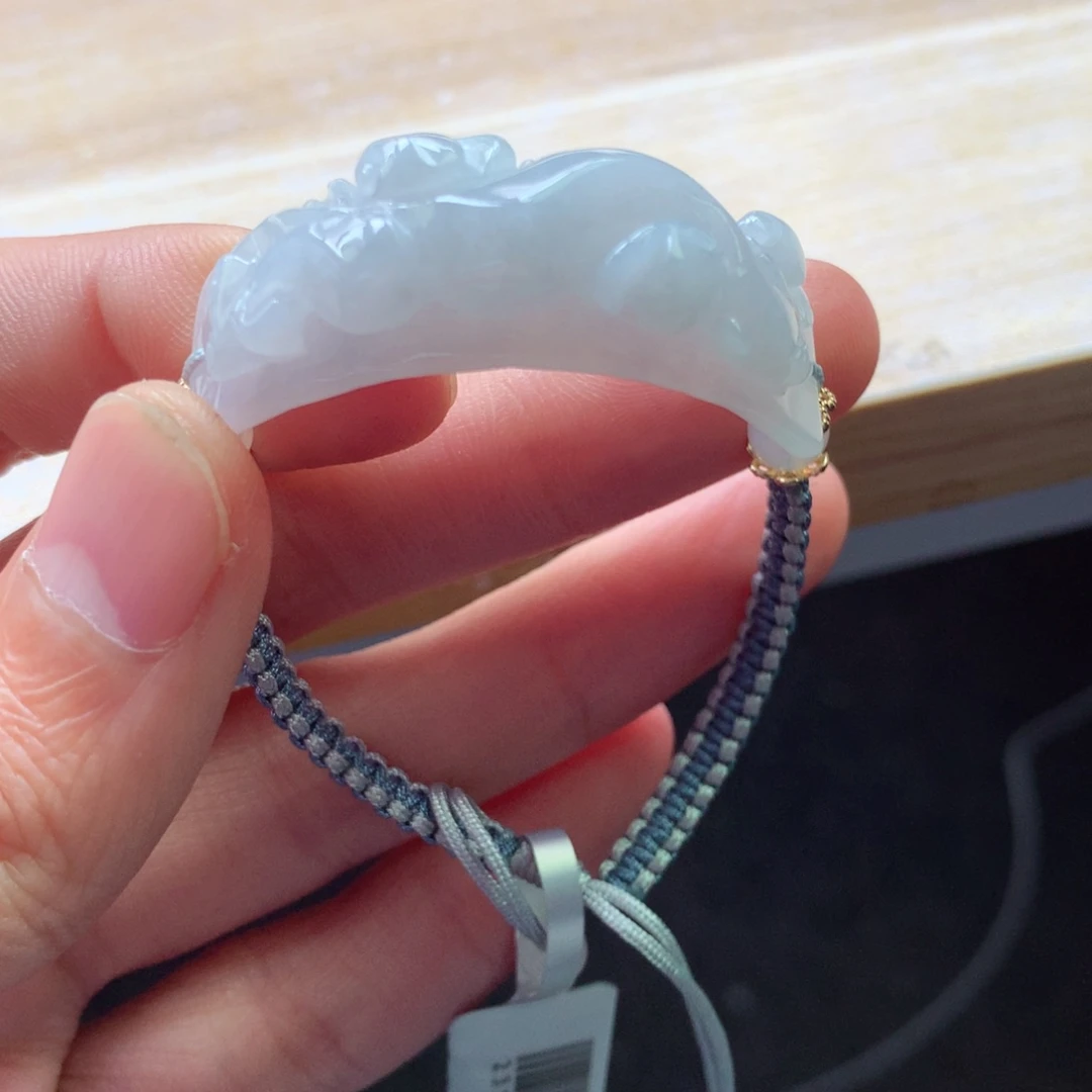 翡翠颈饰未镶嵌吊坠