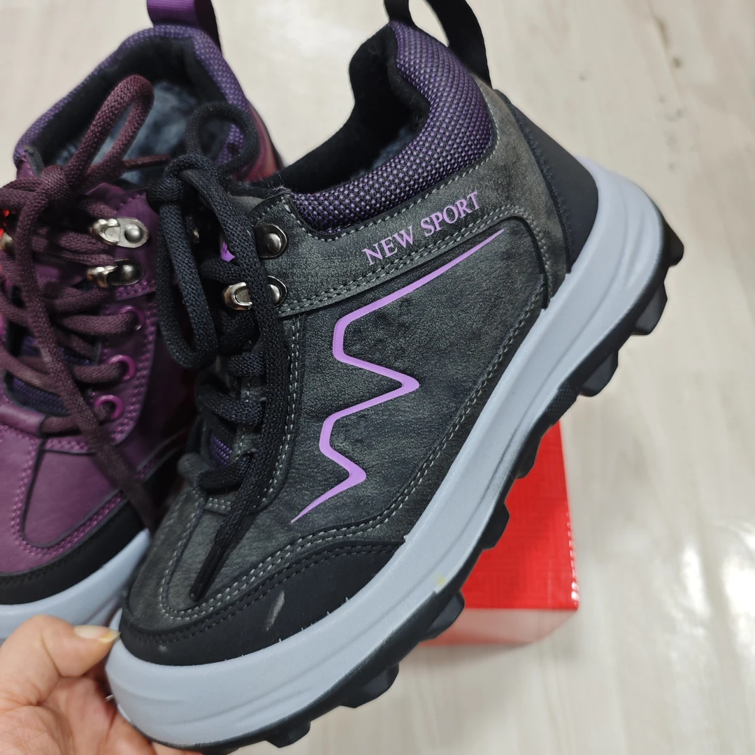 m107-1超轻双色防滑底运动女鞋