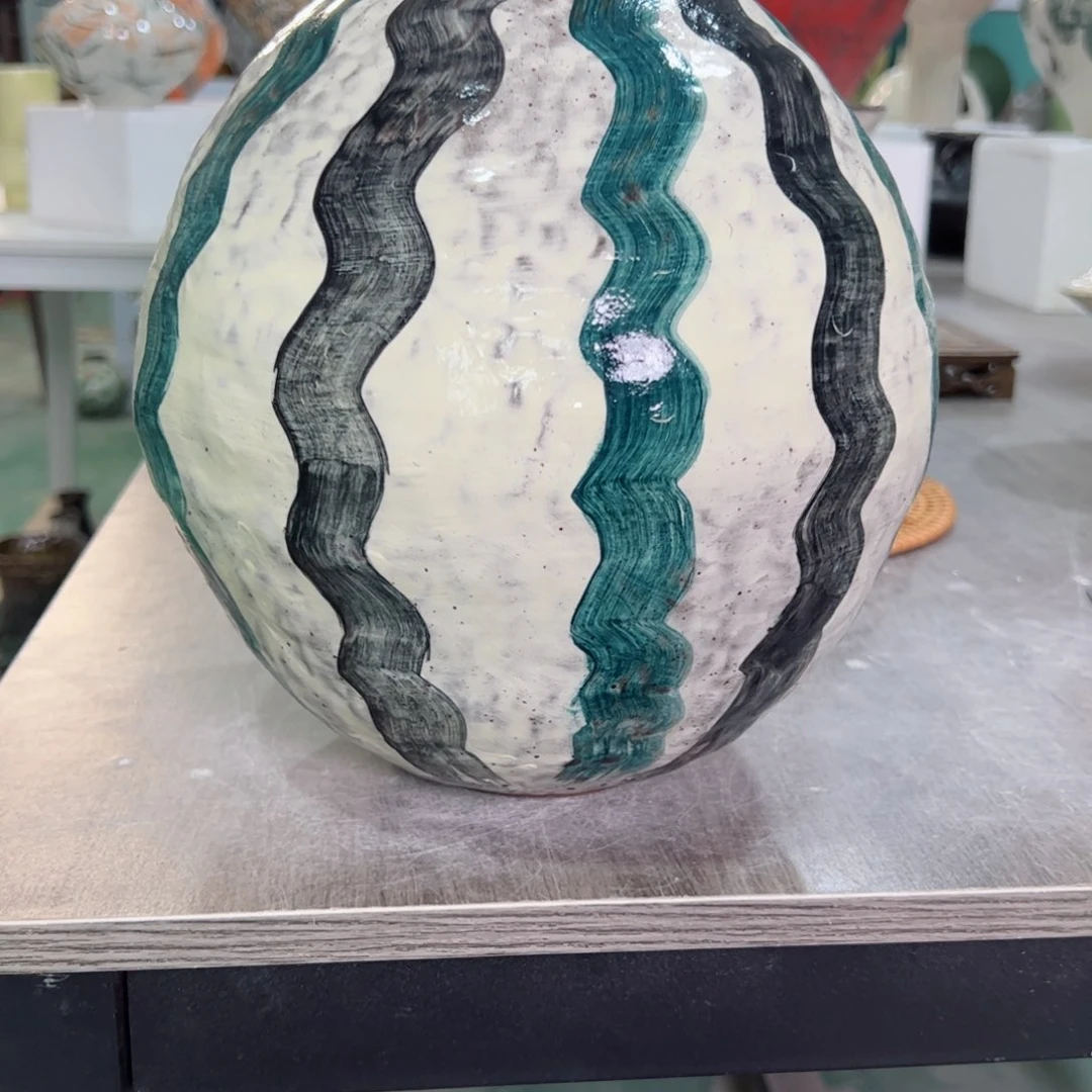 红陶时****时口8高27无孔