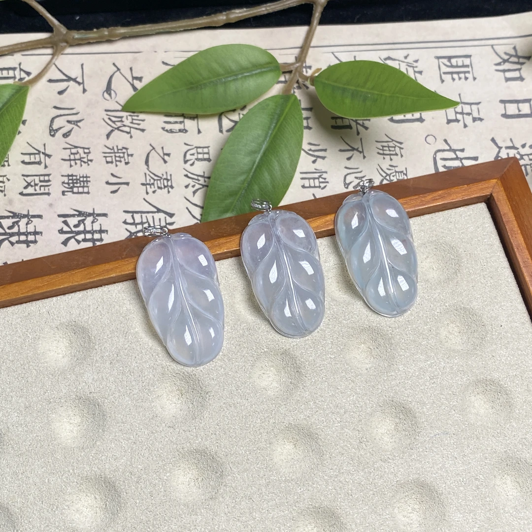 思懿手镯之家-18K翡翠叶子-约30*18*3mm-103010-ZSZB-多样性发一