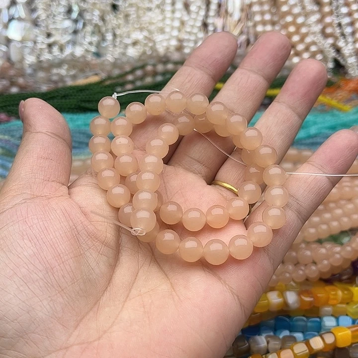 玛瑙/玉髓未镶嵌珠宝半成品一条8mm藕粉和田玉