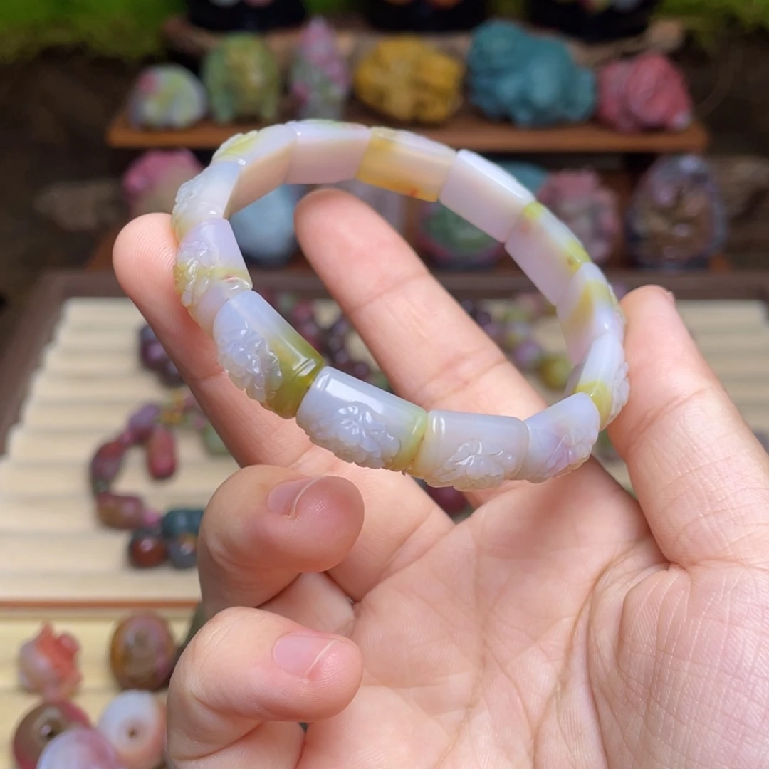 玛瑙/玉髓未镶嵌珠宝半成品盐源玛瑙
