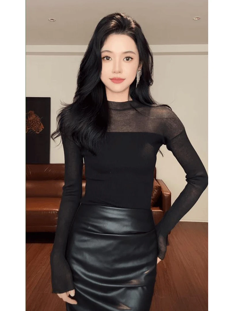 早秋穿搭炸街独特漂亮小衫高级感巨好看轻奢减龄洋气黑色针织衫女