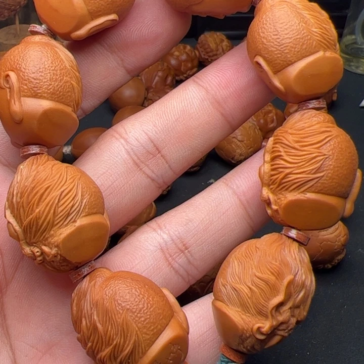 可***能手串/手链橄榄核橄榄核雕刻的作品