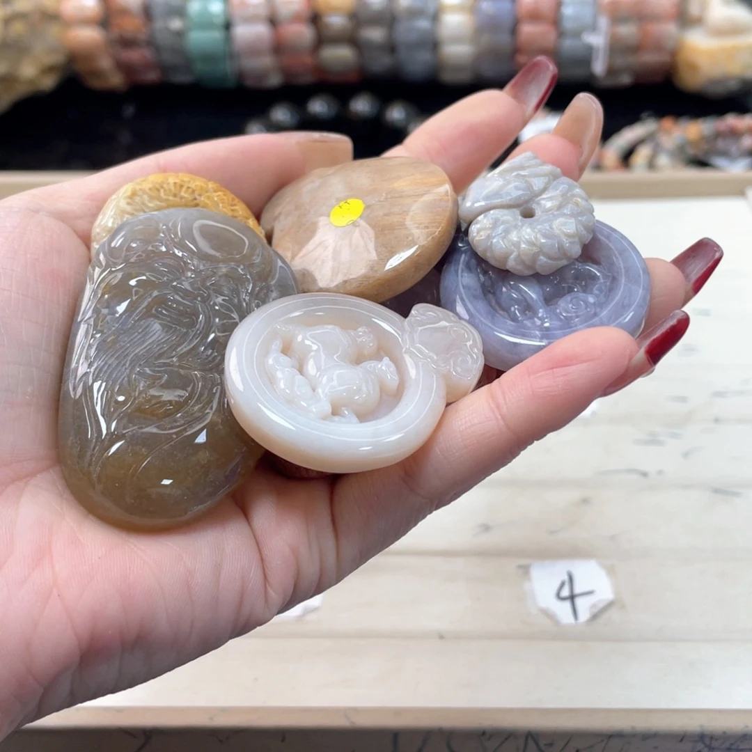 硅化珊瑚（珊瑚玉）手链未镶嵌我***肉270