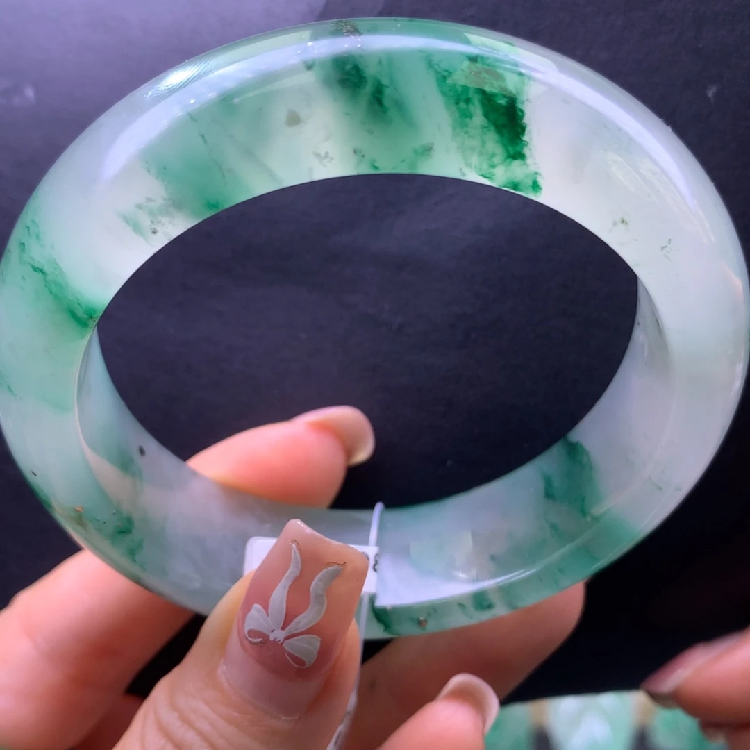 石英质玉未镶嵌手镯57