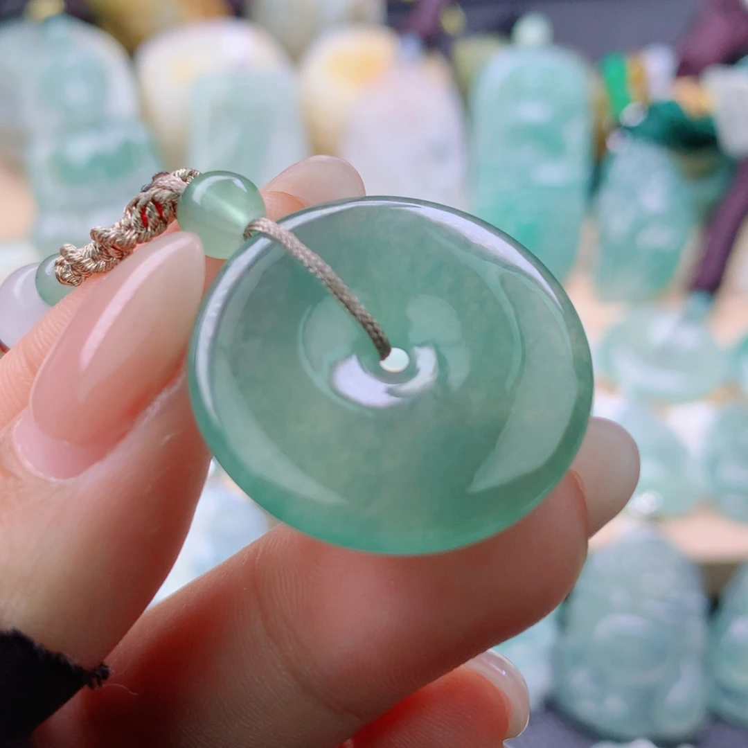 翡翠未镶嵌颈饰翡翠吊坠