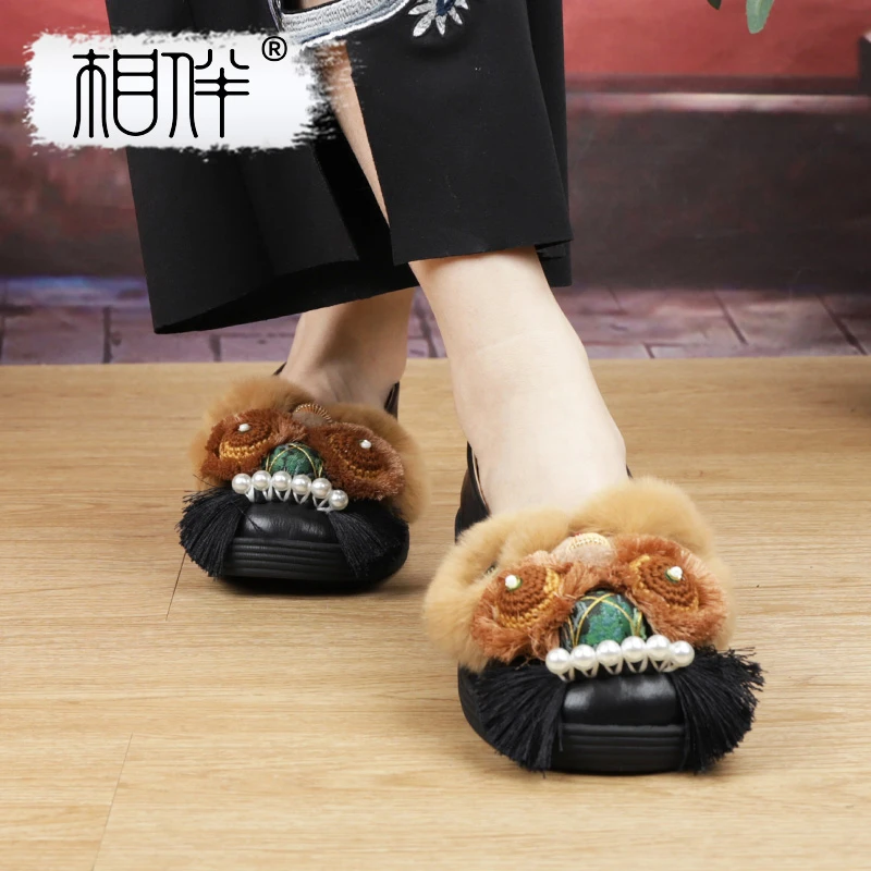 相伴真皮复古民族风手工真皮平底女鞋国风中老年刺绣虎头鞋53088