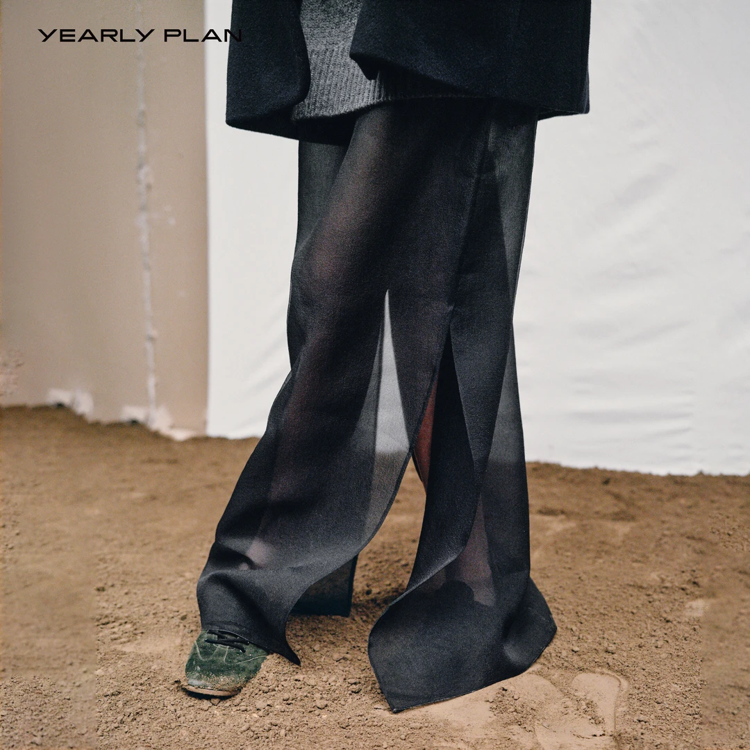 YEARLY PLAN 轻盈无束缚时髦薄透半裙 2745