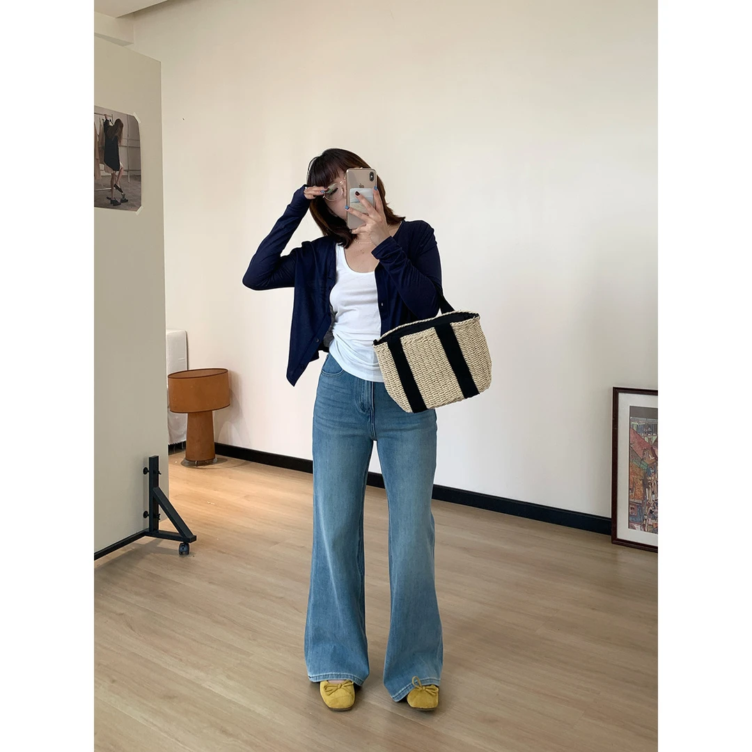 高腰阔腿宽松微喇牛仔裤女小个子秋季显瘦不贴腿垂感喇叭裤子