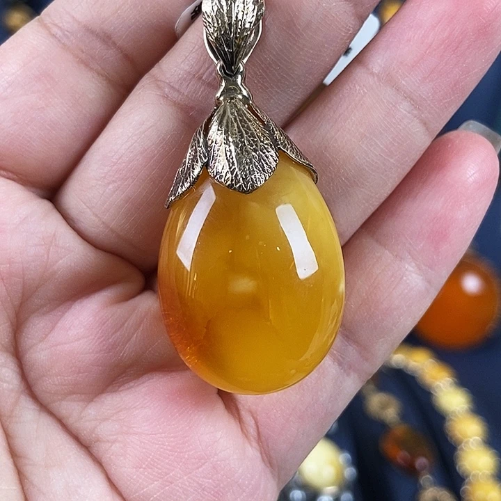 琥珀颈饰银S925镀金镶嵌