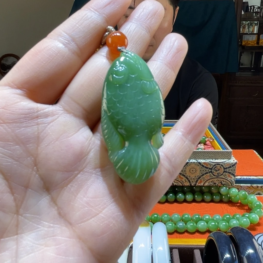 和田玉（碧玉）未镶嵌颈饰