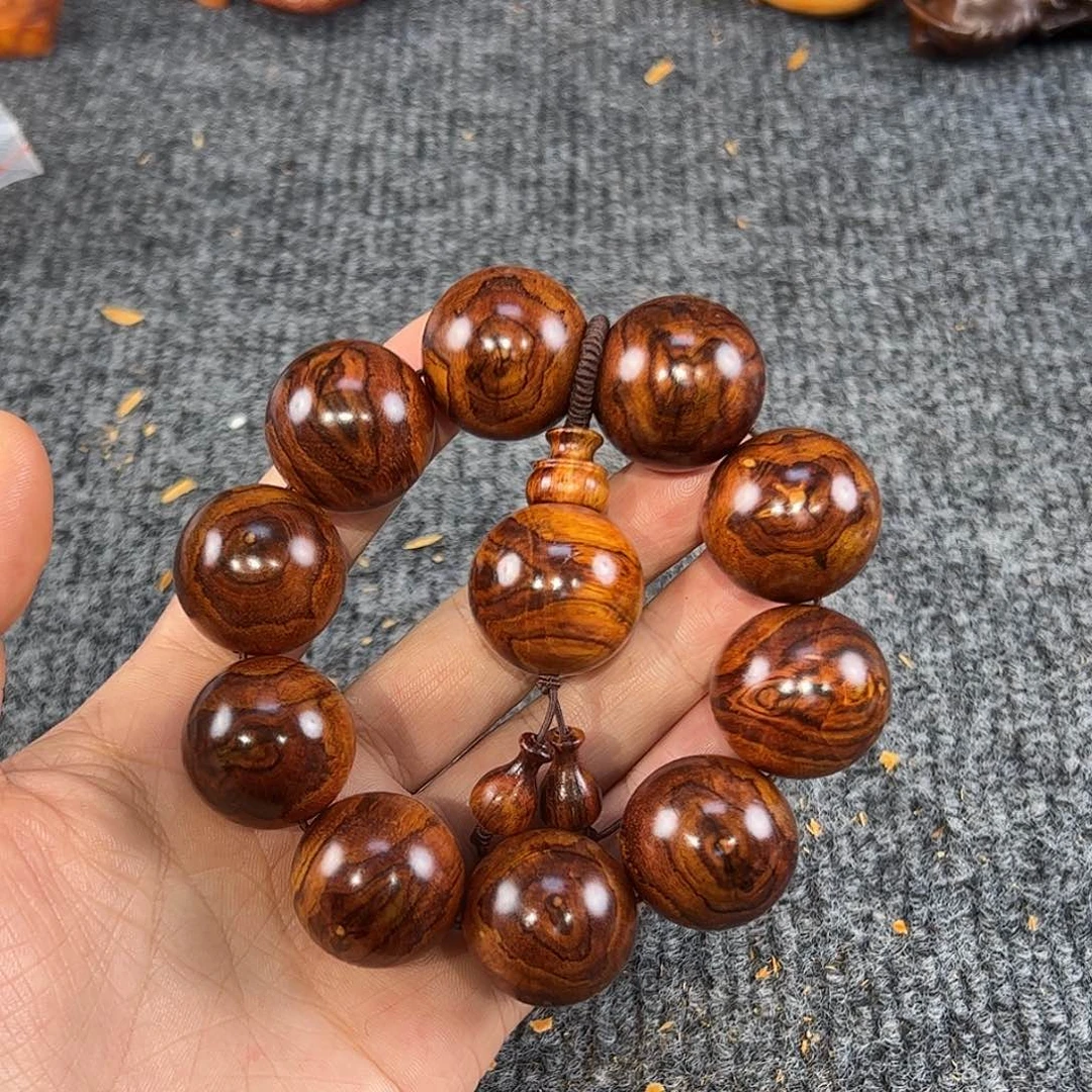 东***阳黄花梨/降香黄檀黄花梨老料牡丹花天眼