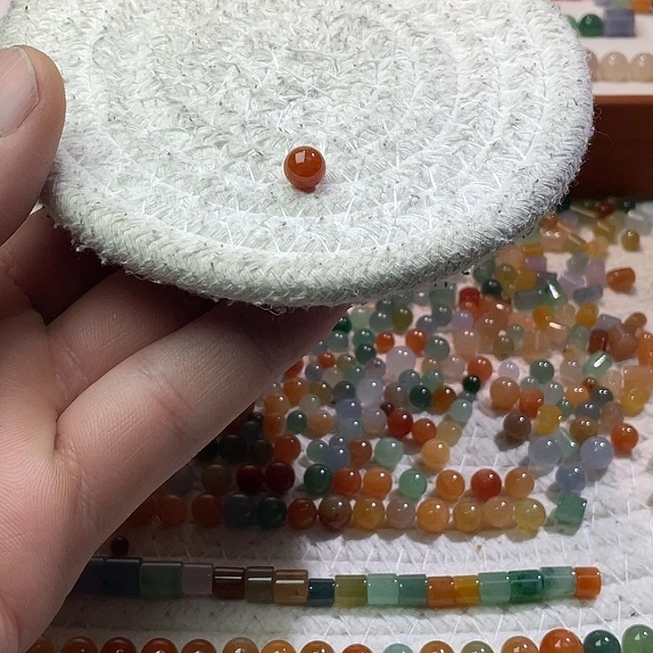 翡翠散珠未镶嵌定制翡翠卡7.2