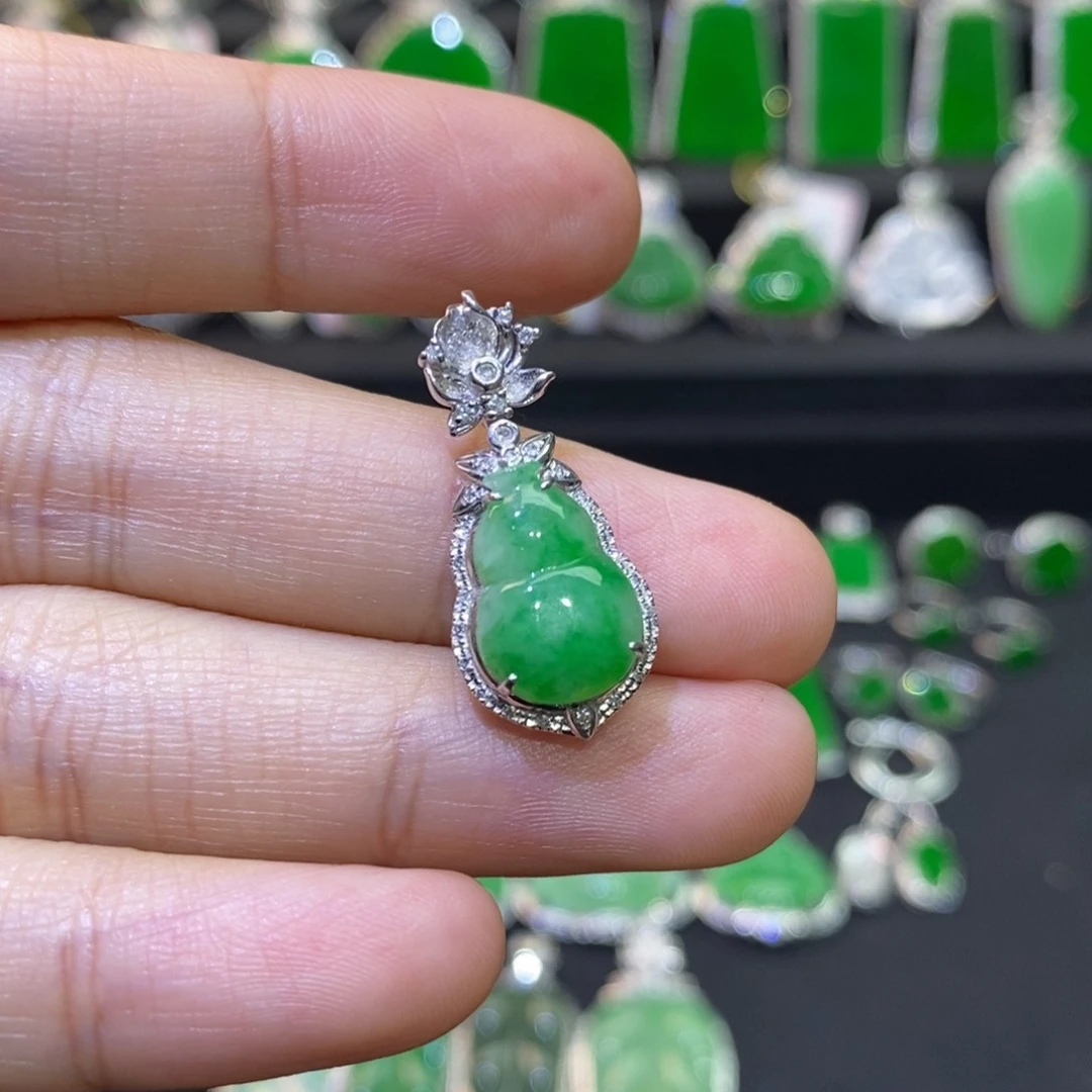 翡翠18K金镶嵌吊坠(不含链)