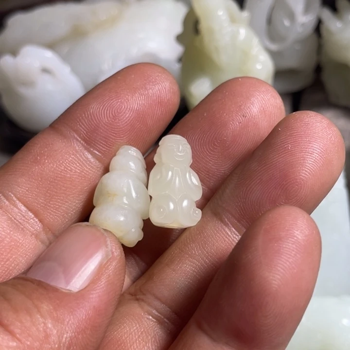 时***°和田玉未镶嵌吊坠(不含链)