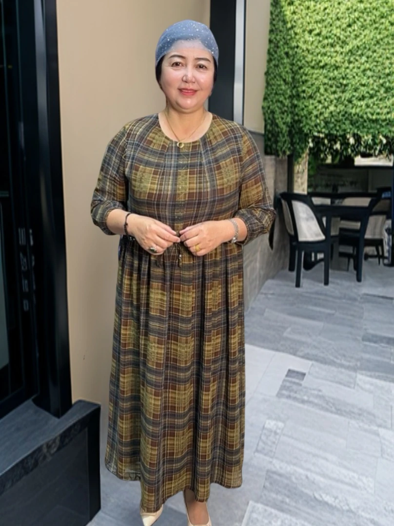 【新疆包邮】裙长125经典格子大版九分袖甜美妈妈连衣裙