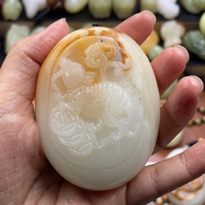 嘉***生石材古青石手把件